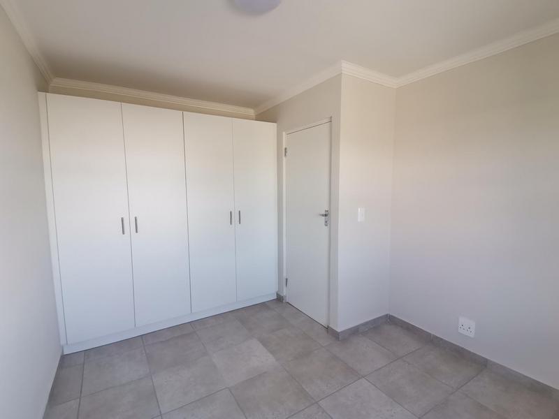 To Let 2 Bedroom Property for Rent in Austinville Western Cape